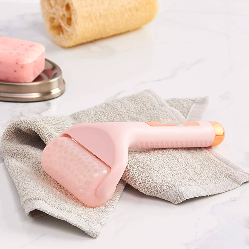 ICE ROLLER - Le rouleau glaçon de massage raffermissant & anti-rides